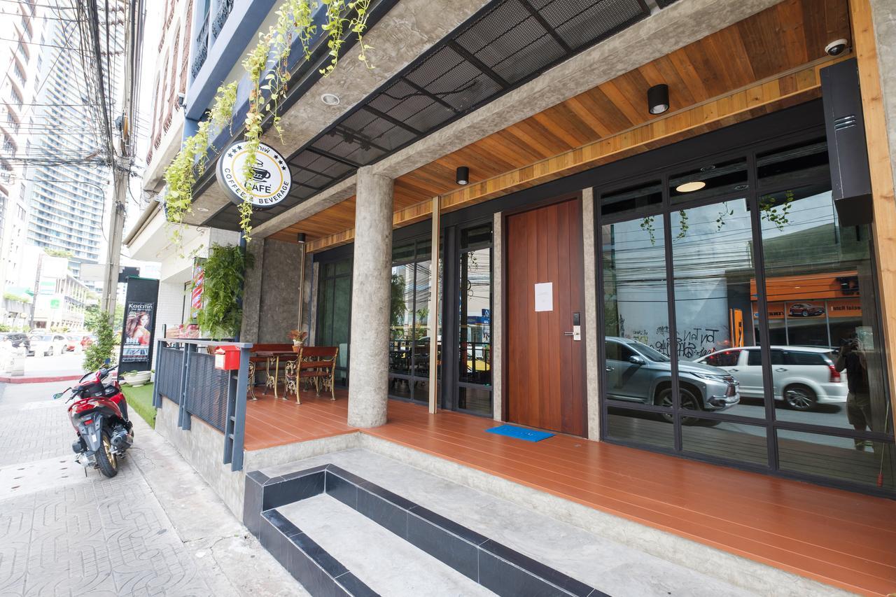 Zen Rooms Zleepmotion Банкок Екстериор снимка