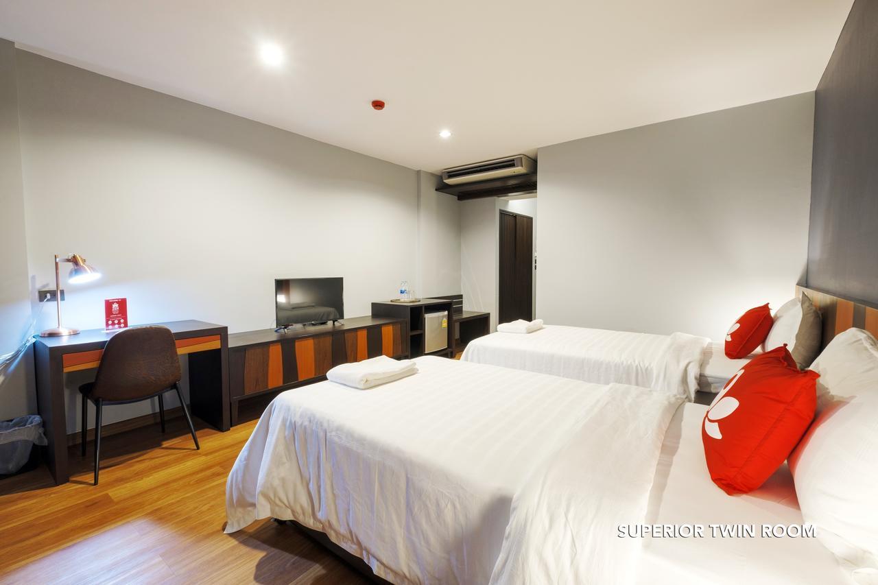 Zen Rooms Zleepmotion Банкок Екстериор снимка