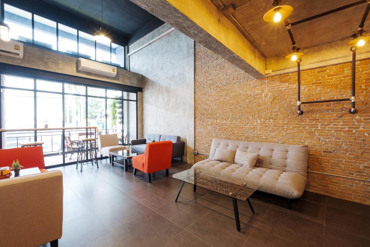Zen Rooms Zleepmotion Банкок Екстериор снимка