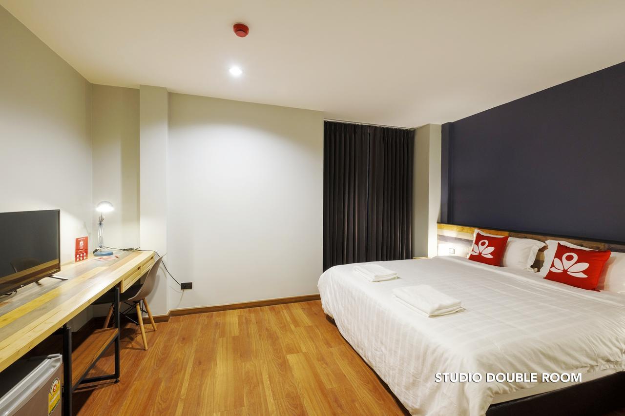 Zen Rooms Zleepmotion Банкок Екстериор снимка
