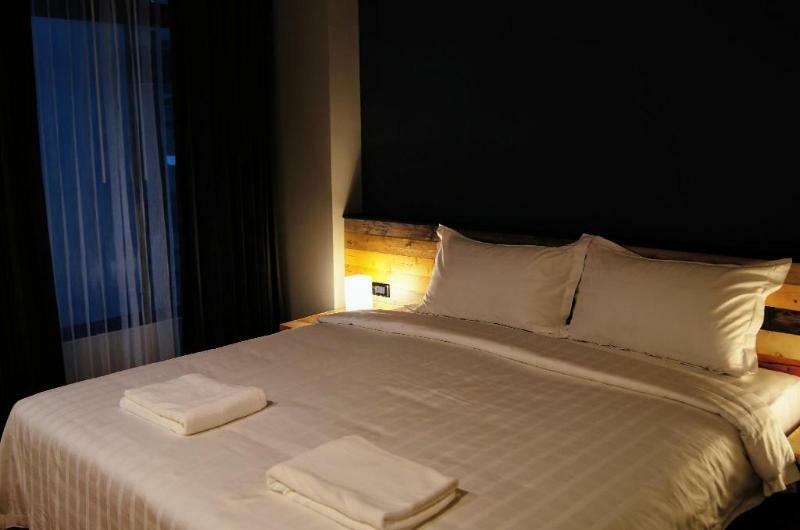Zen Rooms Zleepmotion Банкок Екстериор снимка