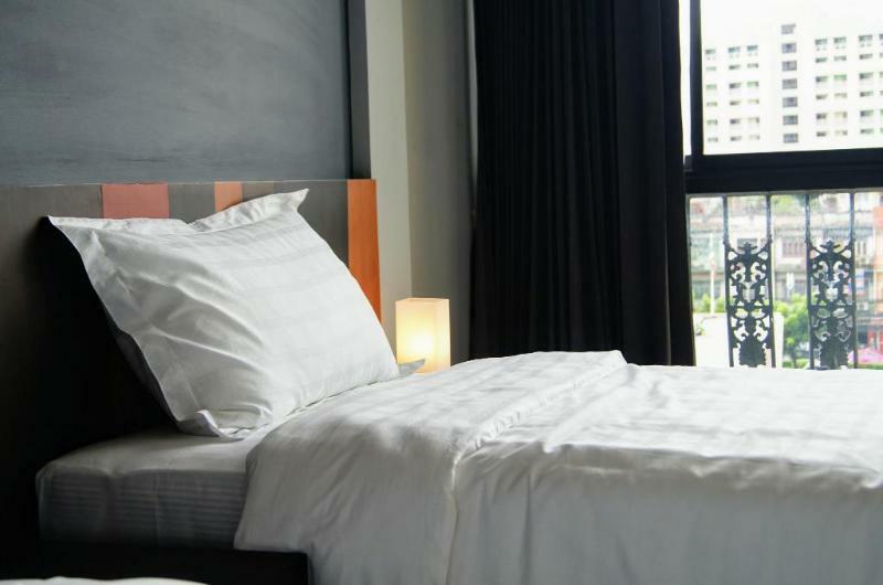Zen Rooms Zleepmotion Банкок Екстериор снимка