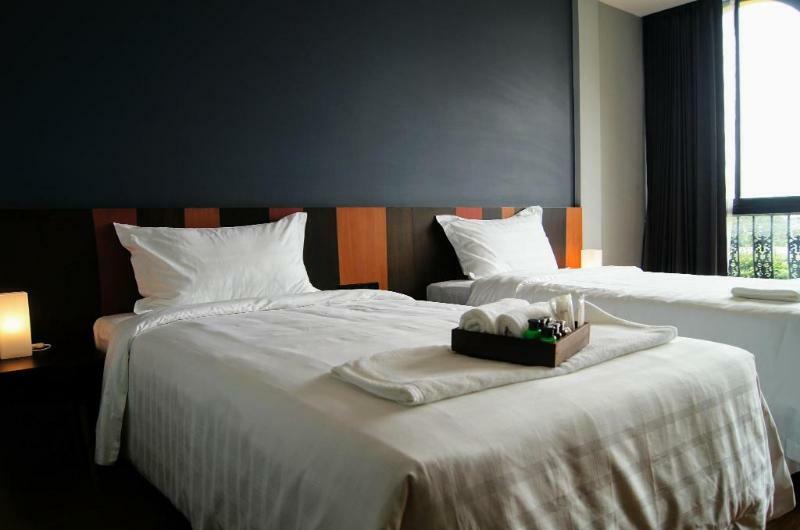 Zen Rooms Zleepmotion Банкок Екстериор снимка
